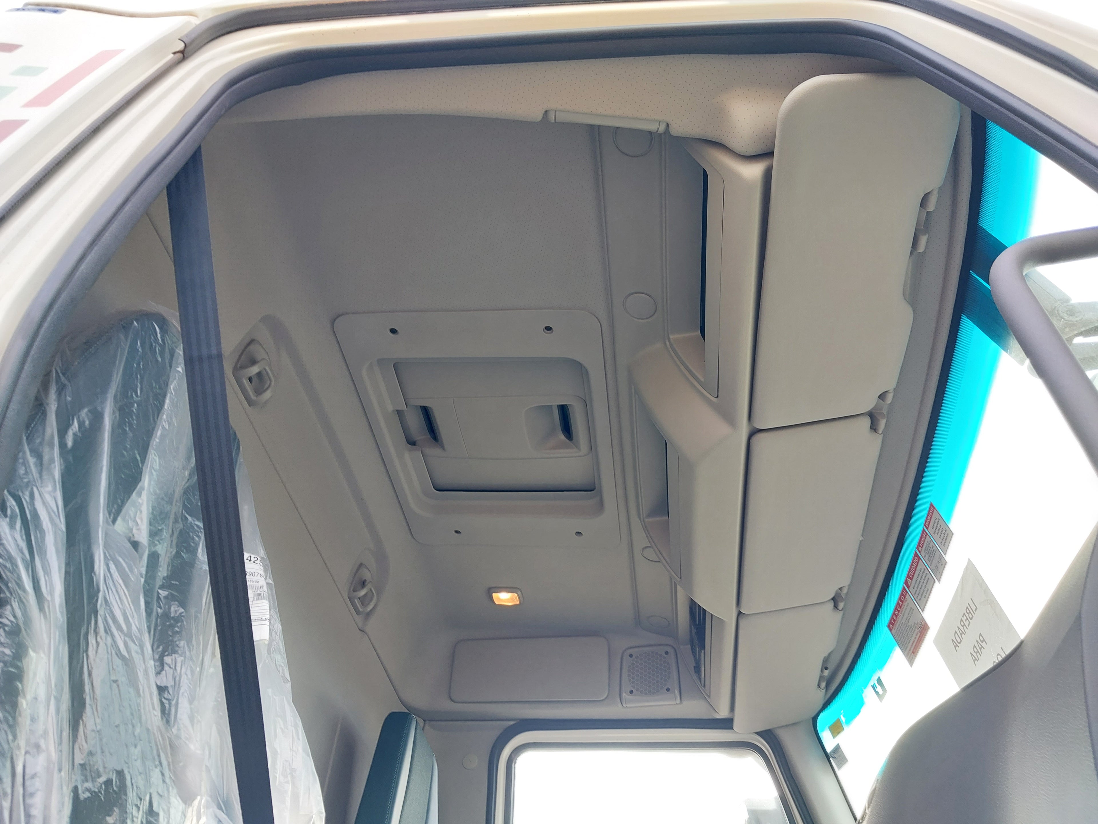 Caminhão Volvo VMX 360 Max 6x4 2p