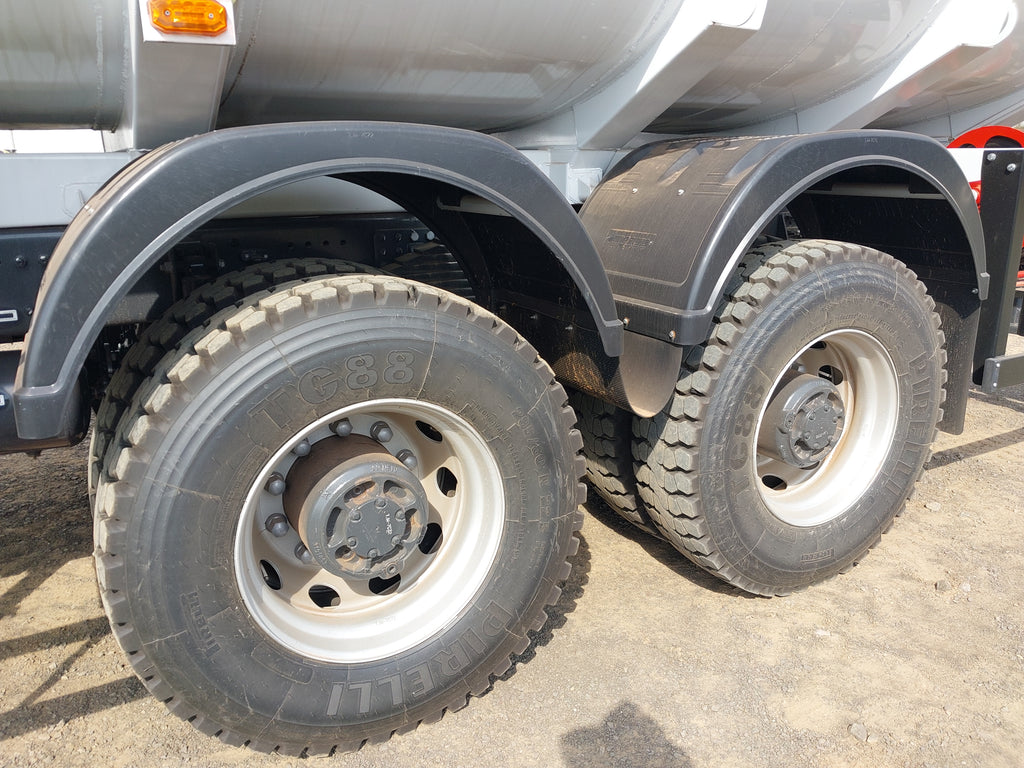 Caminhão Volvo VMX 360 Max 6x4 2p