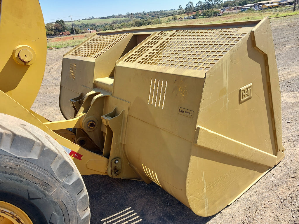 Pá Carregadeira Caterpillar 938K