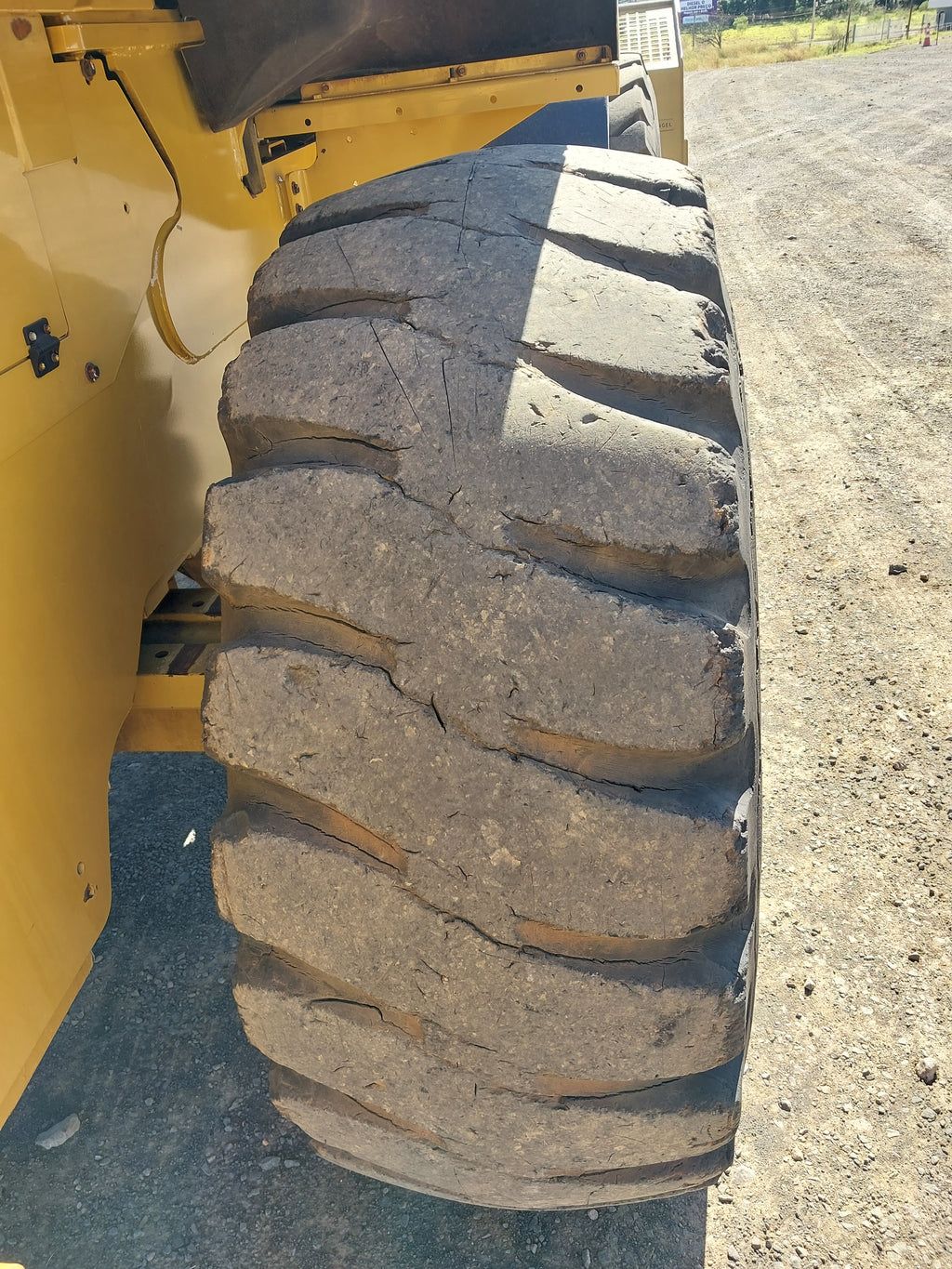 Pá Carregadeira Caterpillar 938K