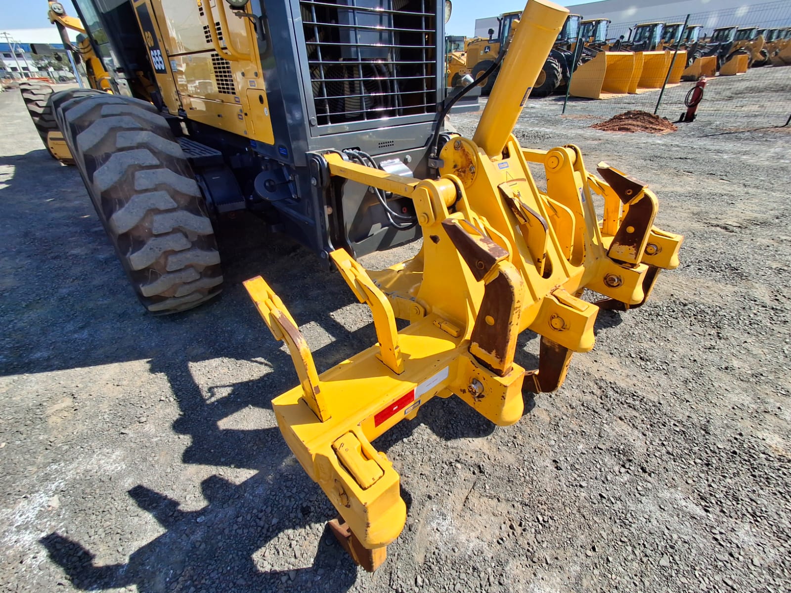 Motoniveladora Komatsu GD655-5